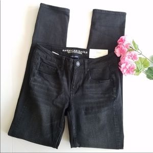 American Eagle Super Stretch Black Skinny Jeans!